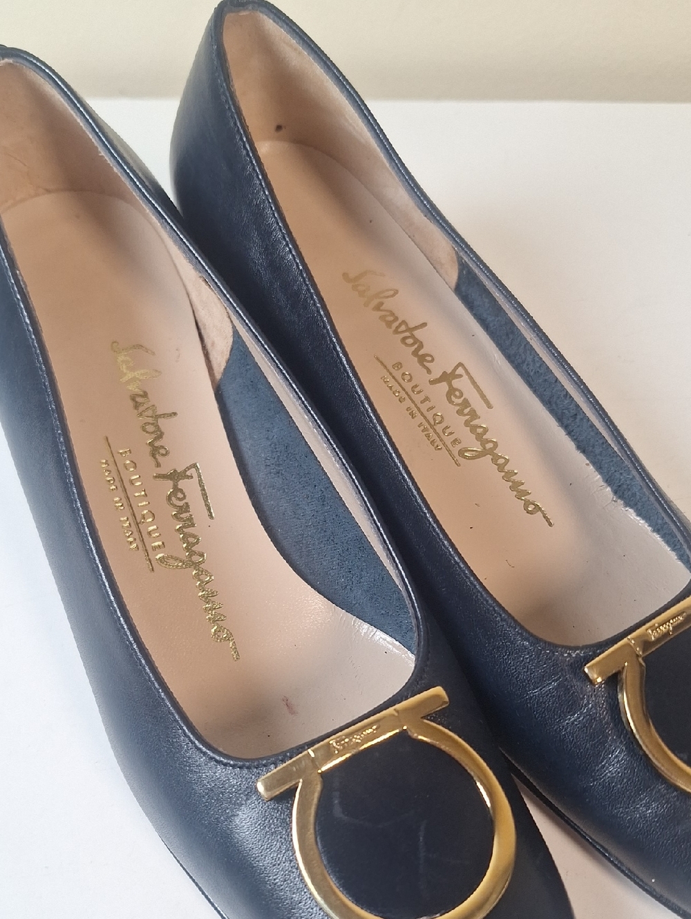 Salvatore Ferrigamo Maxi Gancini Navy/Gold  Block Heel Pumps Size 4 - Picture 6 of 13